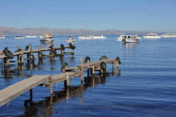 Porto de Copacabana, prontos para ir à Isla del Sol, no lago Titicaca, na Bolívia